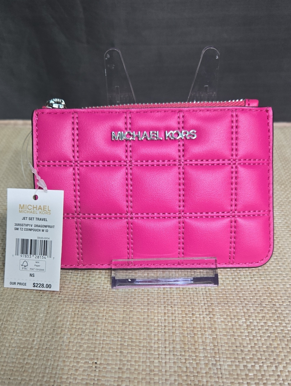 $228 Retail Michael Kors Jet Set Travel Quilted Zip Card Case and Keychain